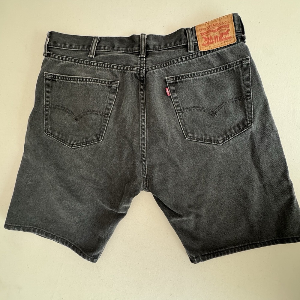Levi's 505 Faded Black Denim 5 Pocket Shorts Jorts Y2K Skater Size 38